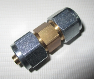 з'єднувач 8-8 мм для трубки газу пвх, 130001116